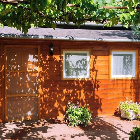 Ópusztaszeri Mózes Vendégház Exterior foto