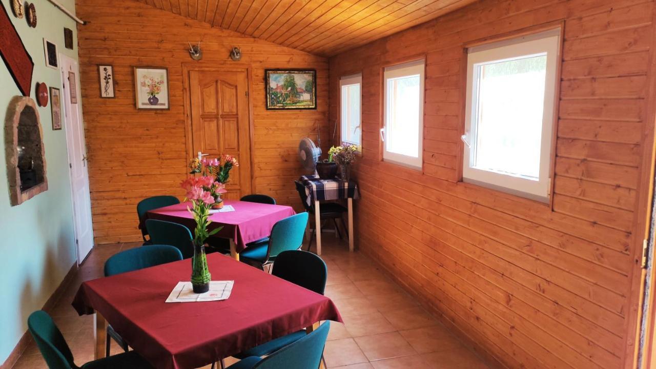Ópusztaszeri Mózes Vendégház Exterior foto
